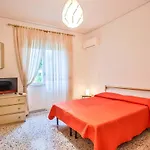 Apartment With 4 Bedrooms In Amalfi
